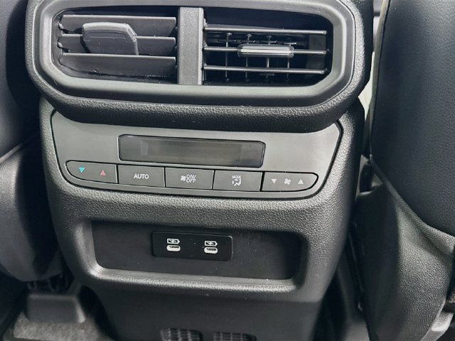 Used 2026 Honda Pilot Touring image 28
