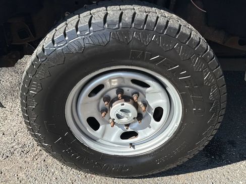 Used 2017 Ford F250 XL w/ Power Equipment Group AWD/4WD image 9