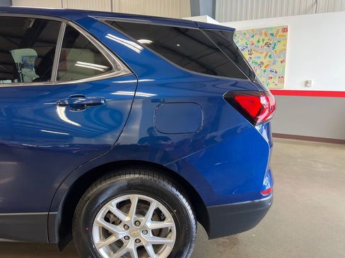 Used 2023 Chevrolet Equinox LT w/ Driver Convenience Package image 42