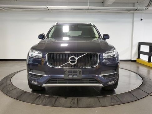 Used 2019 Volvo XC90 T6 Momentum w/ Protection Package Premier AWD/4WD image 4