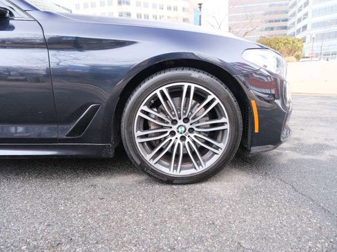 Used 2019 BMW 540i xDrive w/ M Sport Package image 15
