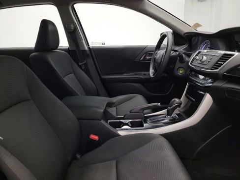 Used 2017 Honda Accord LX image 21
