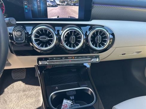 Used 2025 Mercedes-Benz CLA 250 image 13