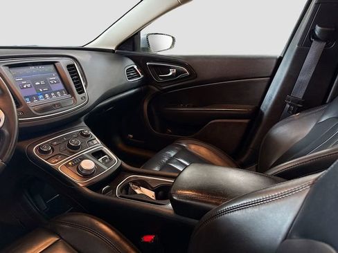 Used 2015 Chrysler 200 C w/ Navigation & Sound Group I image 25