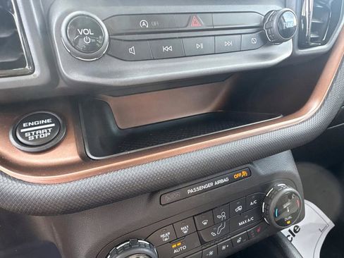 Used 2022 Ford Bronco Sport Outer Banks w/ Tech Package AWD/4WD image 25