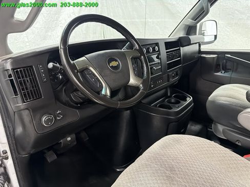 Used 2019 Chevrolet Express 2500 LS w/ Driver Convenience Package RWD image 3
