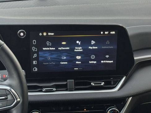 Used 2025 Chevrolet Equinox LT image 18