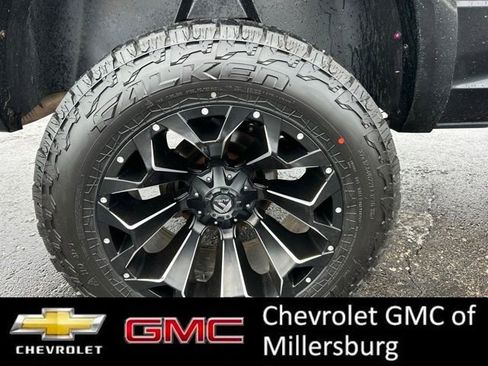 Used 2015 RAM 1500 Outdoorsman image 16