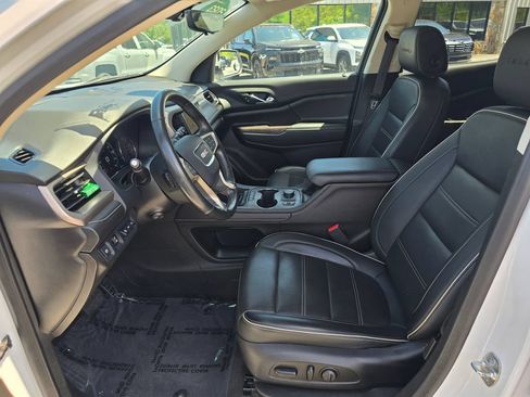 Certified 2023 GMC Acadia Denali w/ Denali Technology Package AWD/4WD image 4