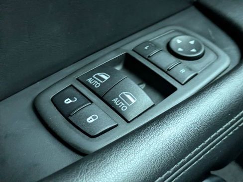 Used 2022 Dodge Challenger R/T Scat Pack w/ Dynamics Package image 24