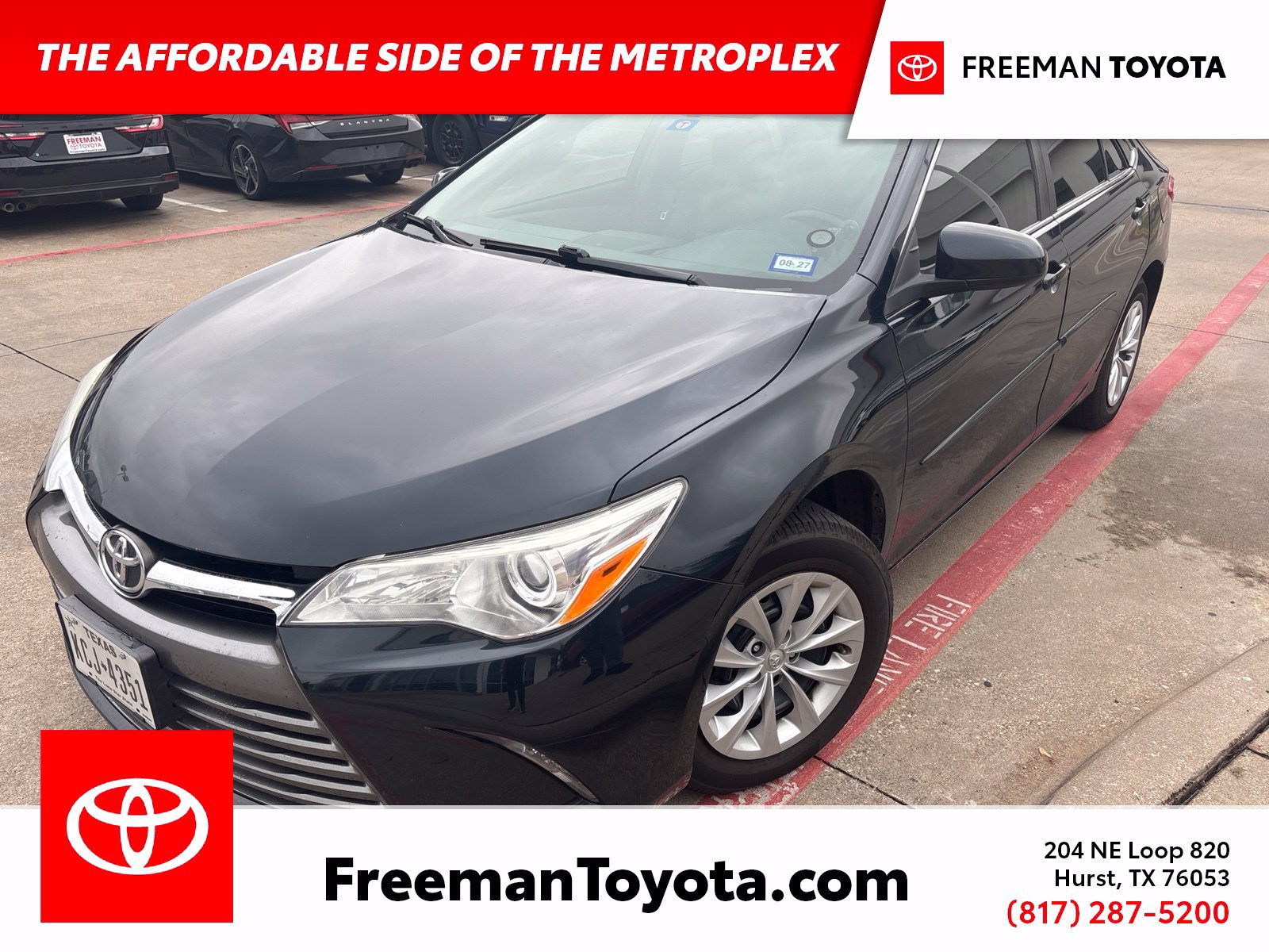 Used 2017 Toyota Camry LE FWD image 1