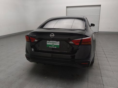 Used 2024 Nissan Altima 2.5 S FWD image 7
