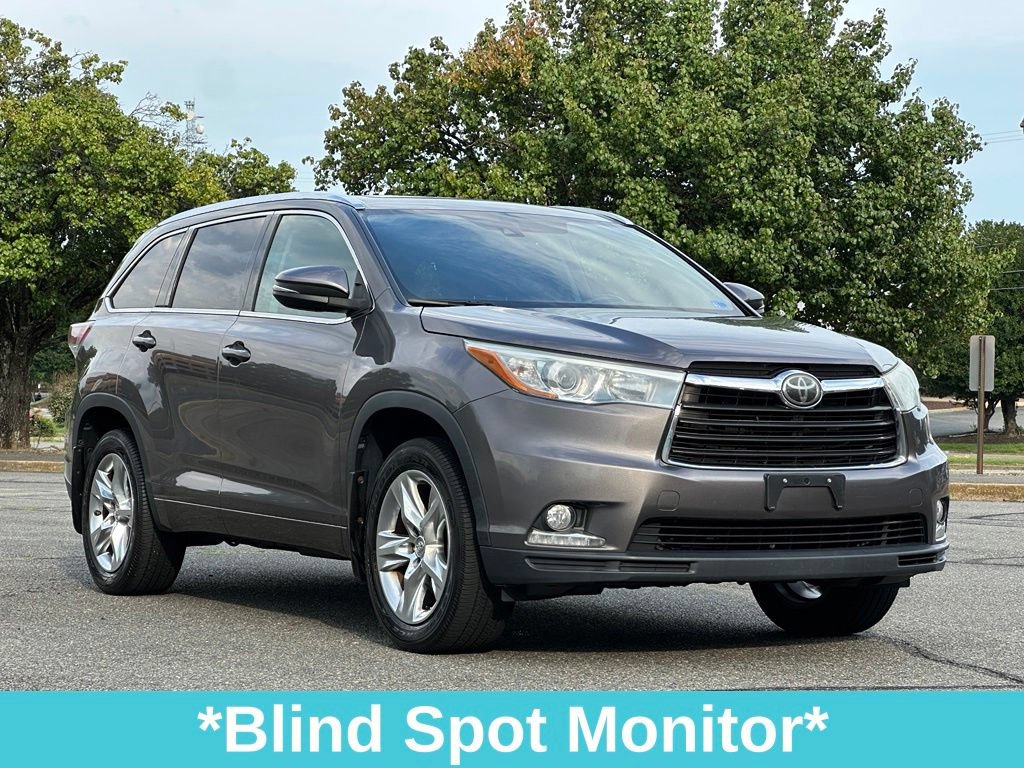 Used 2014 Toyota Highlander Limited Platinum AWD/4WD image 12