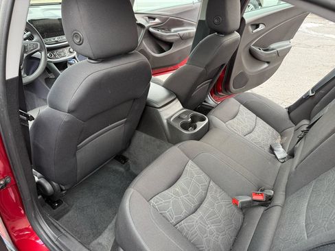 Used 2018 Chevrolet Volt LT FWD image 28