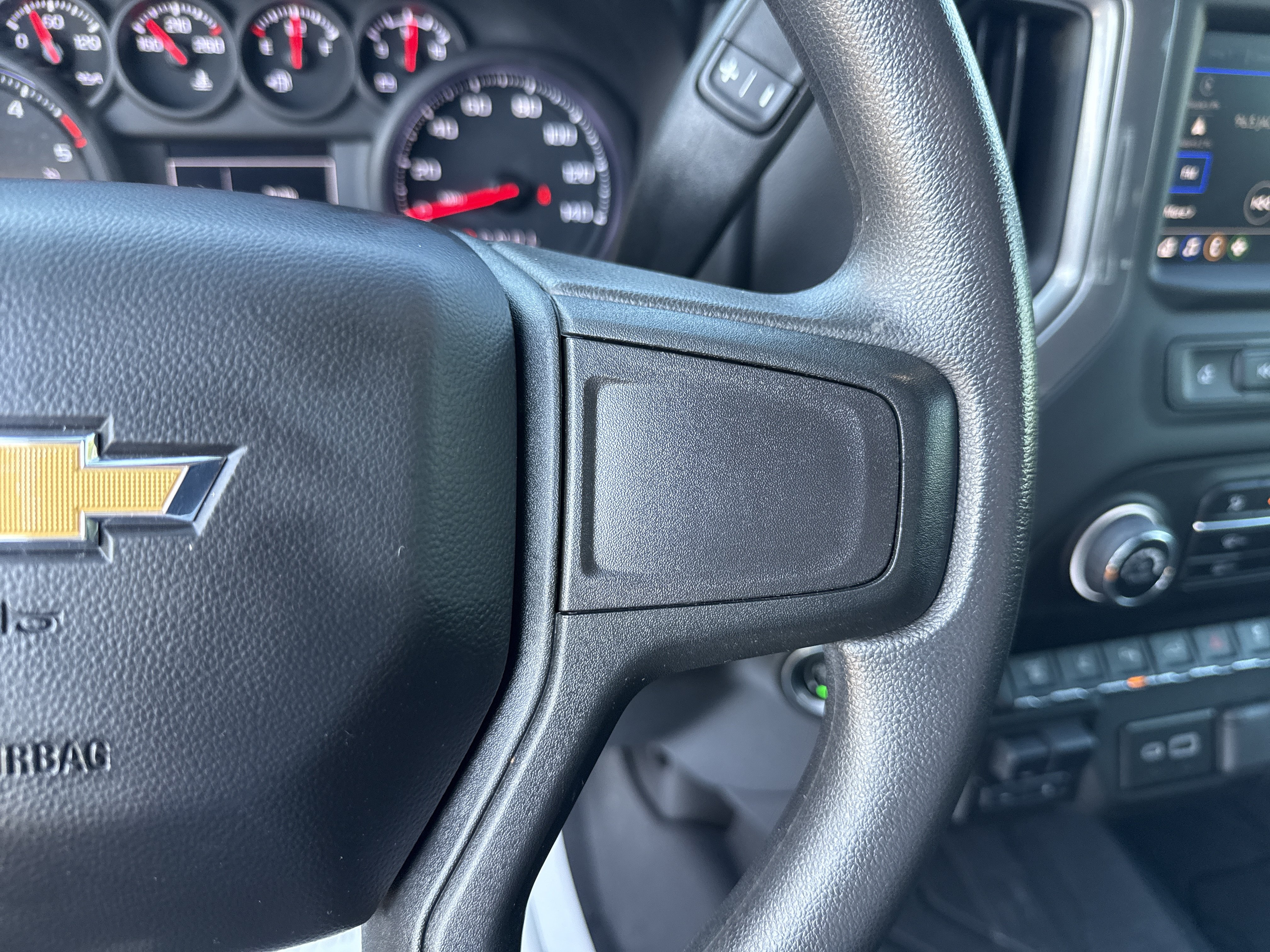 Used 2024 Chevrolet Silverado 2500 Custom w/ Custom Value Package AWD/4WD image 10