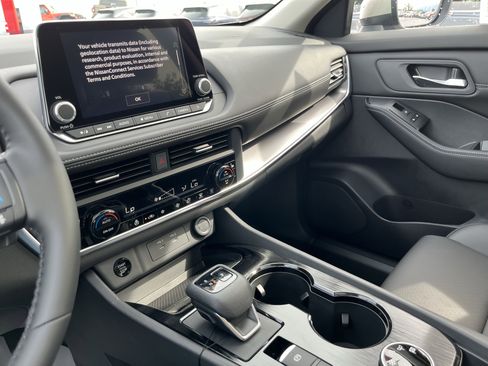 New 2026 Nissan Rogue SV w/ SV Premium Package image 26