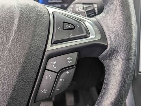 Used 2023 Ford Edge Titanium w/ Class II Trailer Tow Package image 25