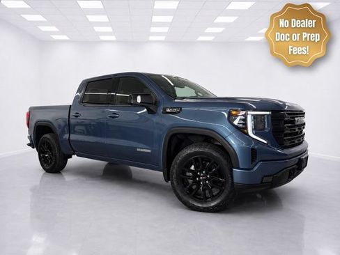 Used 2026 GMC Sierra 1500 Elevation w/ Preferred Package AWD/4WD image 3
