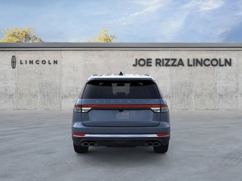 New 2026 Lincoln Aviator AWD image 5