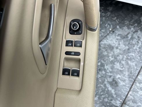 Used 2014 Volkswagen CC VR6 Executive AWD/4WD image 9