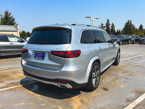 Used 2025 Mercedes-Benz GLS 450 4MATIC w/ AMG Line Exterior image 8