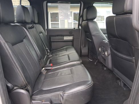 Used 2016 Ford F250 Lariat w/ Lariat Ultimate Package AWD/4WD image 21