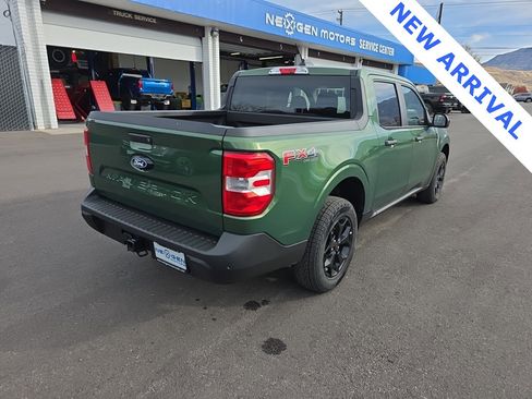 Used 2025 Ford Maverick XLT w/ XLT Luxury Package image 2