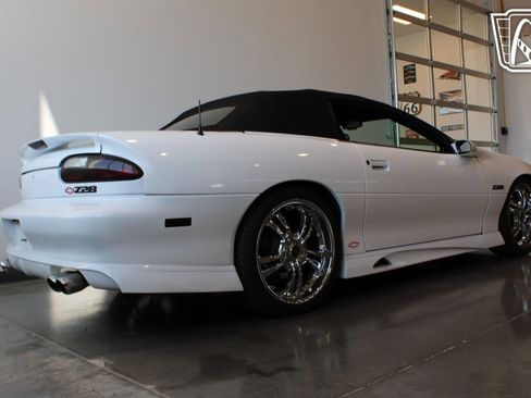 Used 2000 Chevrolet Camaro Z28 image 26