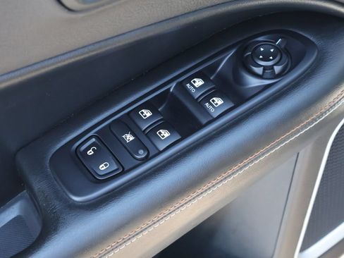 Used 2019 Jeep Compass Sport FWD image 16