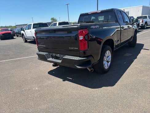 Used 2020 Chevrolet Silverado 1500 Custom w/ Custom Value Package AWD/4WD image 7