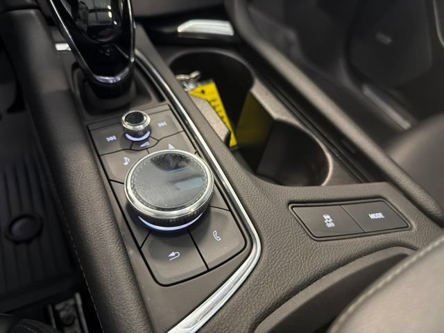 Used 2023 Cadillac XT5 Sportv w/ Technology Package AWD/4WD image 31
