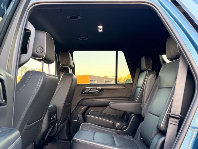 Used 2025 Chevrolet Tahoe Premier RWD image 17