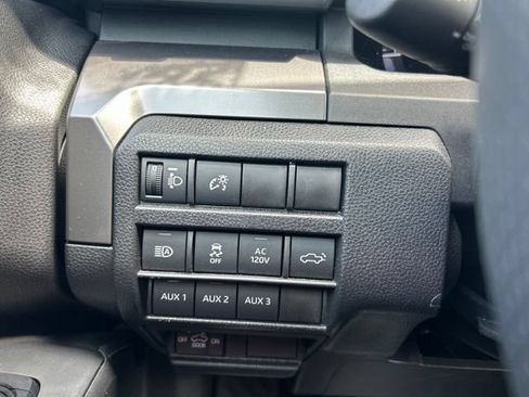 Used 2024 Toyota Tacoma TRD Off-Road w/ TRD Off Road Premium Package AWD/4WD image 28