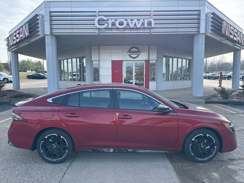 New 2026 Nissan Sentra SR image 3