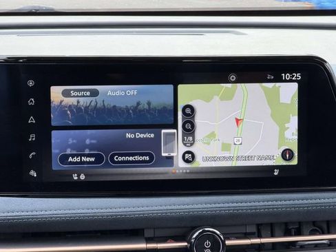 Used 2023 Nissan Ariya image 17