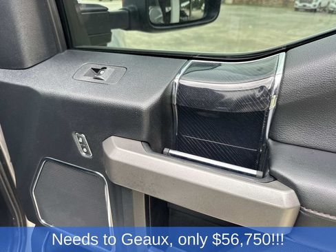 Used 2020 Ford F250 Platinum w/ FX4 Off-Road Package AWD/4WD image 30