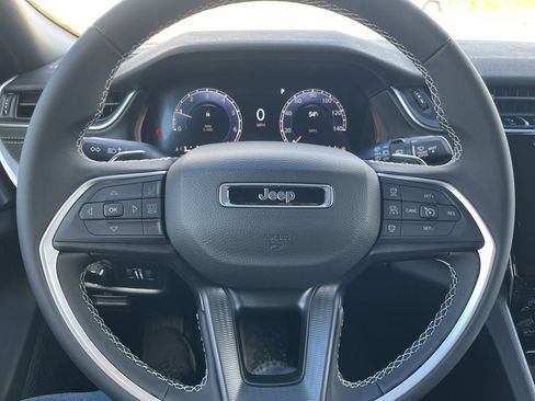 New 2025 Jeep Grand Cherokee Laredo X image 20