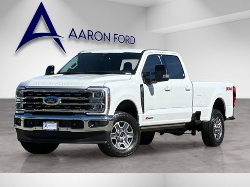 Used 2024 Ford F250 Lariat w/ Lariat Ultimate Package image 2