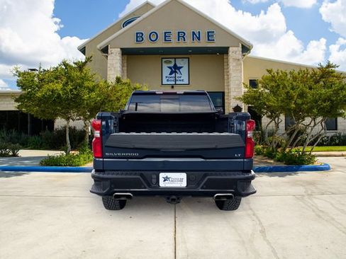 Used 2021 Chevrolet Silverado 1500 LT Trail Boss w/ Convenience Package II AWD/4WD image 5