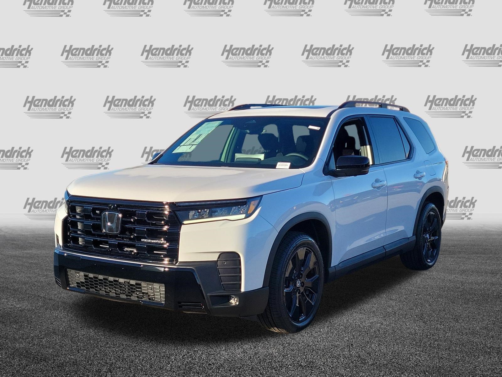 New 2026 Honda Pilot Black Edition image 3