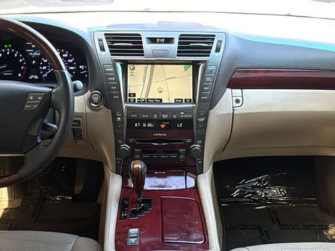 Used 2009 Lexus LS 460 RWD image 9