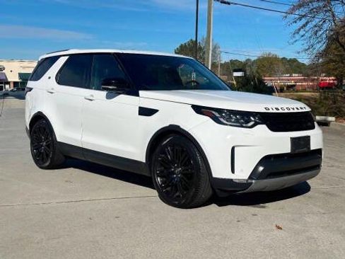 Used 2017 Land Rover Discovery HSE Luxury AWD/4WD image 3