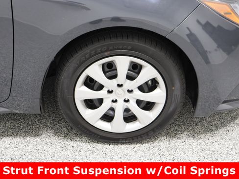 Used 2024 Toyota Corolla LE image 5