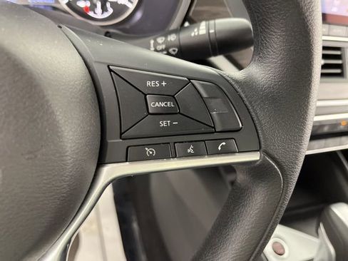 Used 2025 Nissan Altima 2.5 SV image 22