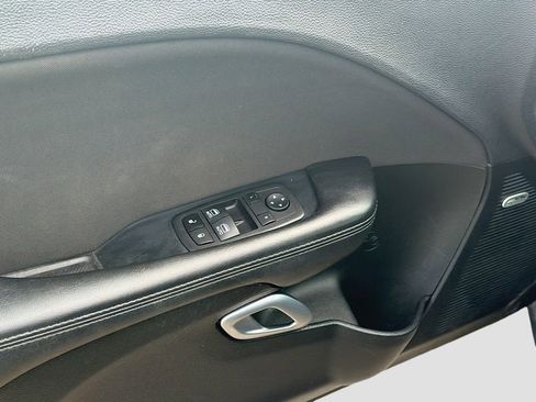 Used 2023 Dodge Challenger GT image 17