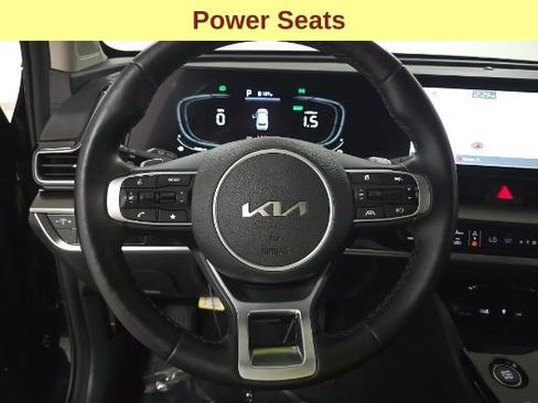 Used 2023 Kia Sportage EX AWD/4WD image 11