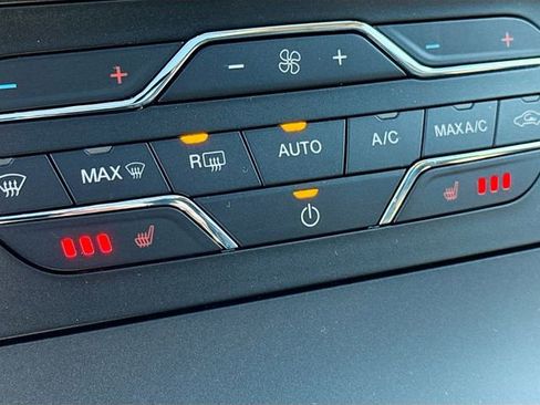 Certified 2020 Ford Edge SEL w/ Convenience Package image 22