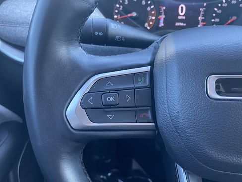 Used 2022 Jeep Compass Latitude image 18