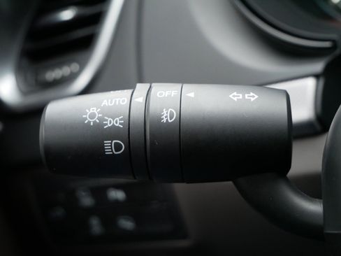 Used 2021 MAZDA CX-9 Signature image 17