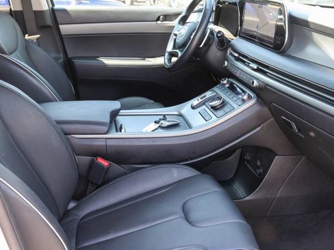 Used 2025 Hyundai Palisade SEL AWD/4WD image 16